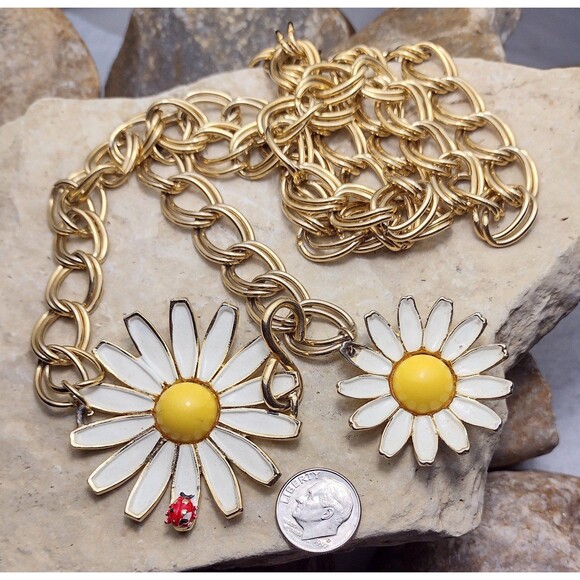 Vintage Weiss Sunny Daisy Enamel Chain Link Belt Necklace Rare main image 5